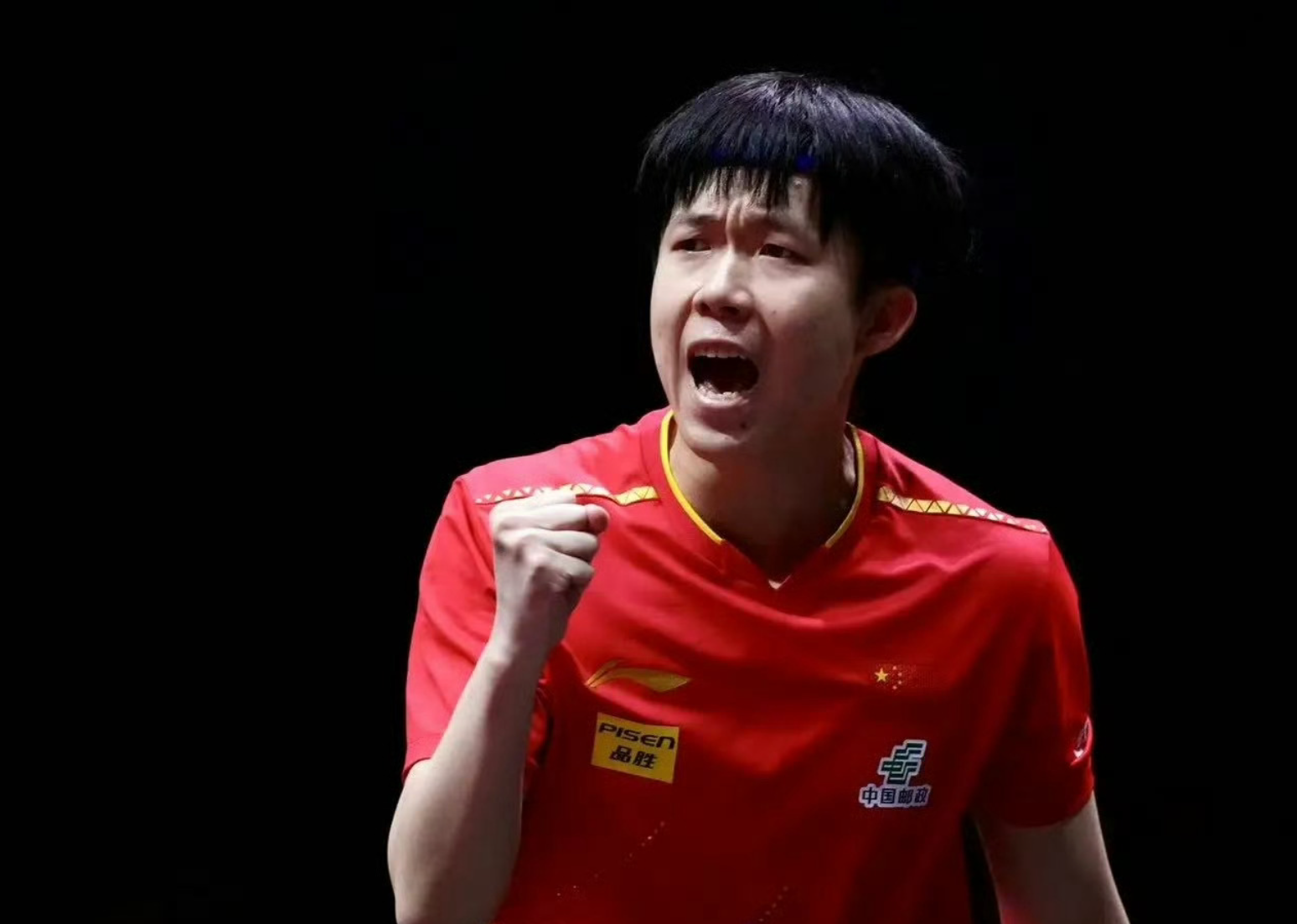 电竞世界杯2025-王楚钦3-1格罗特晋级8强！第二局极限逆转，三四局火力全开！